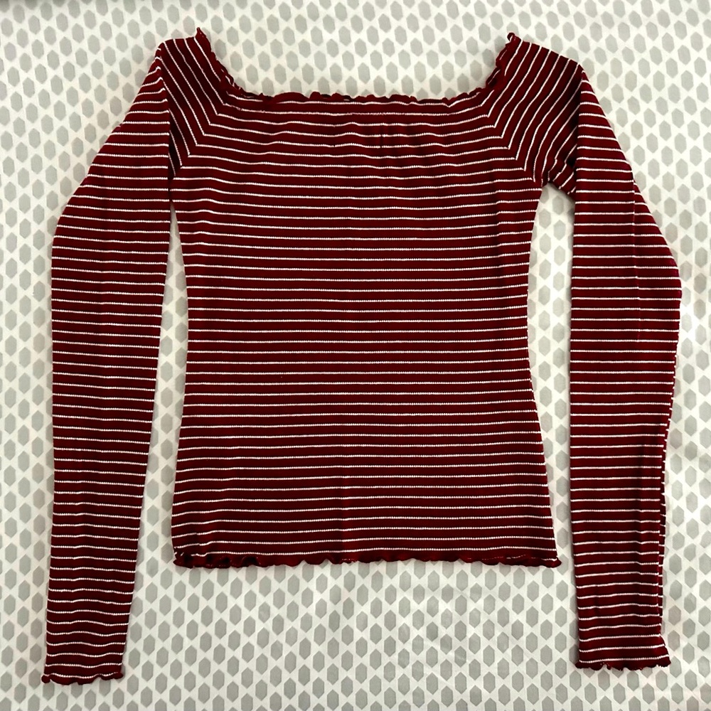 Hollister Off-Shoulder Long Sleeve